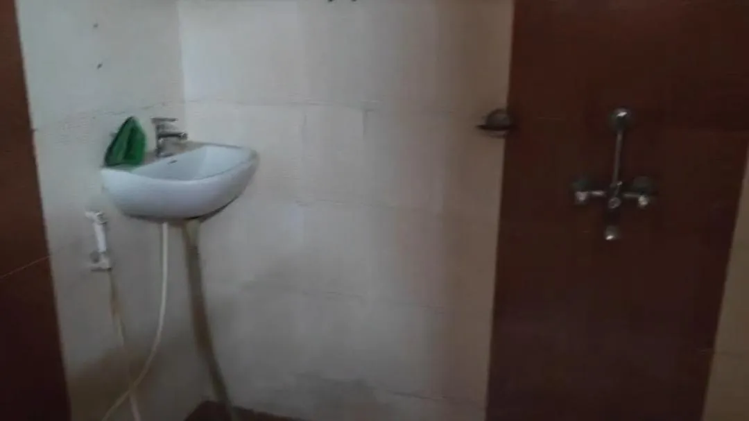 4 BHK Semi Furnished Flat for Rent in Kathal More Ranchi - 2