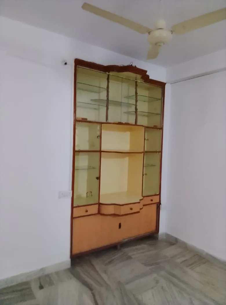 3 BHK Semi Furnished Flat for Rent on Kanke Road Ranchi